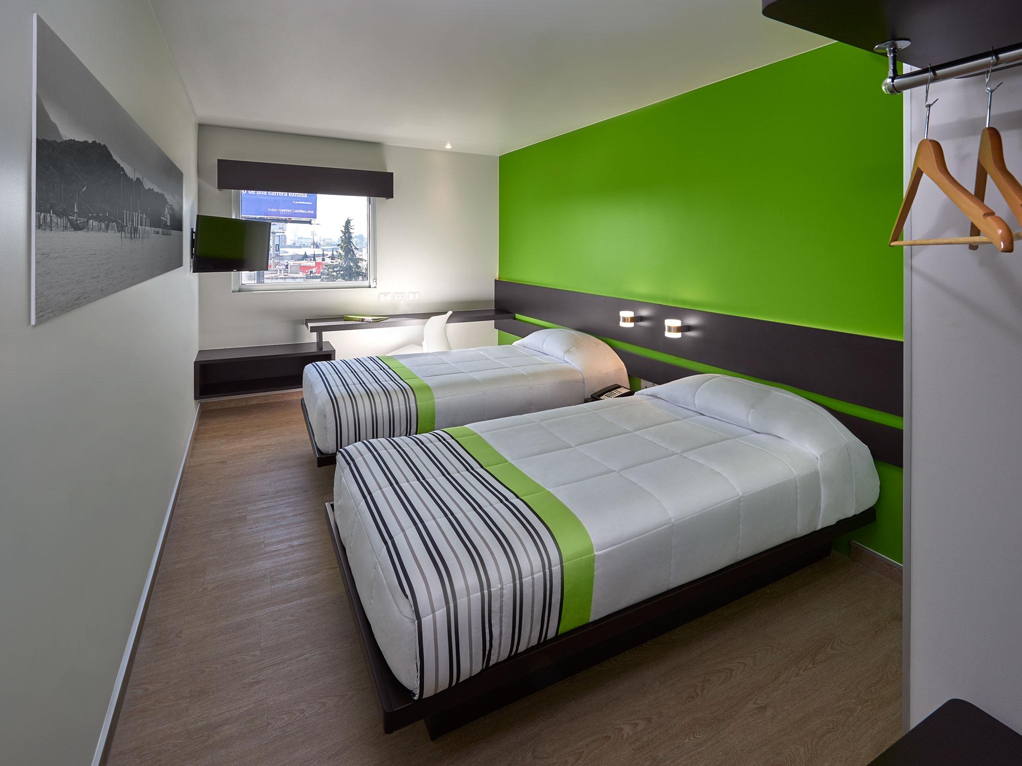 City Express Junior By Marriott Toluca Zona Industrial Exterior foto