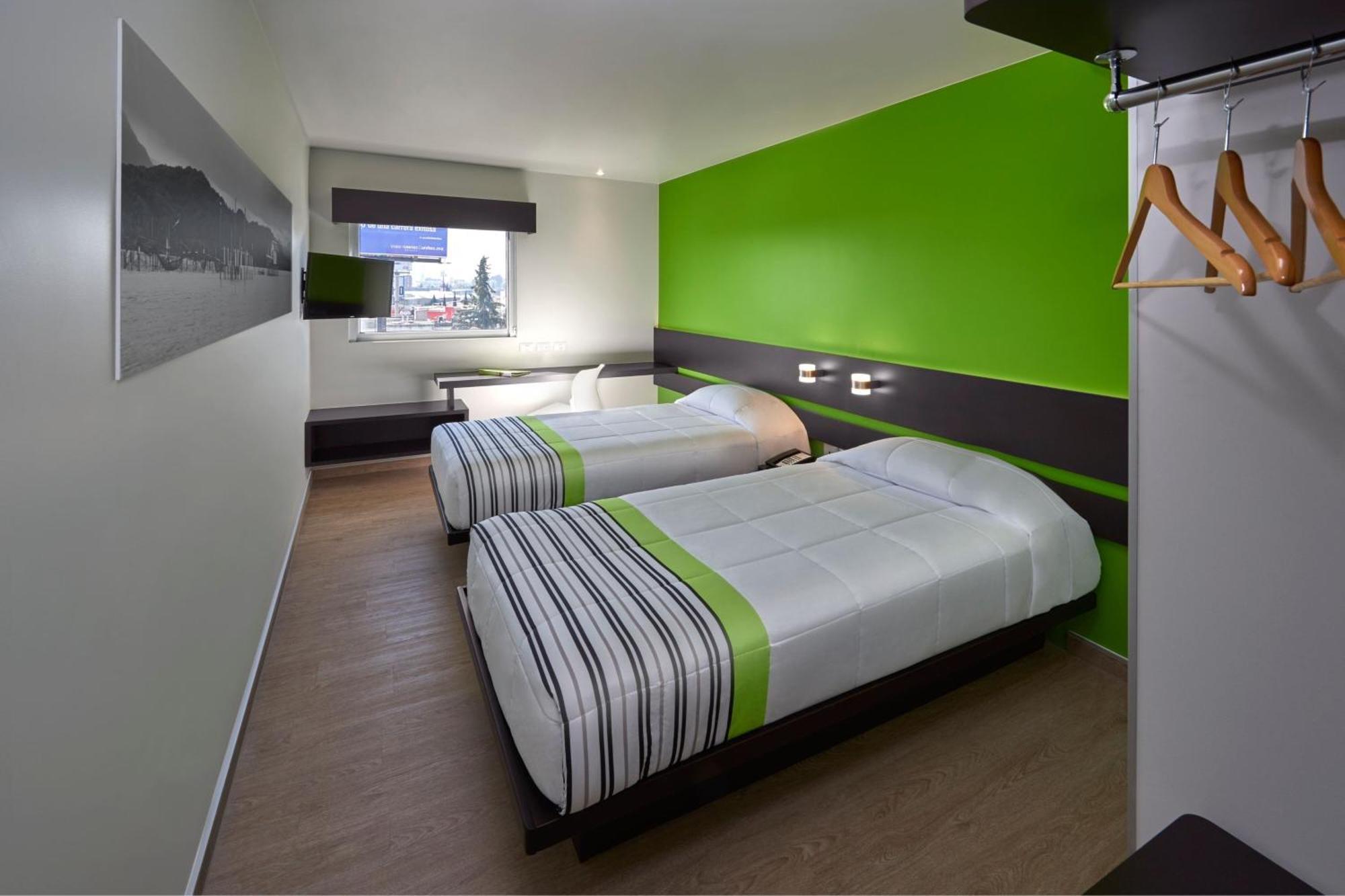 City Express Junior By Marriott Toluca Zona Industrial Exterior foto