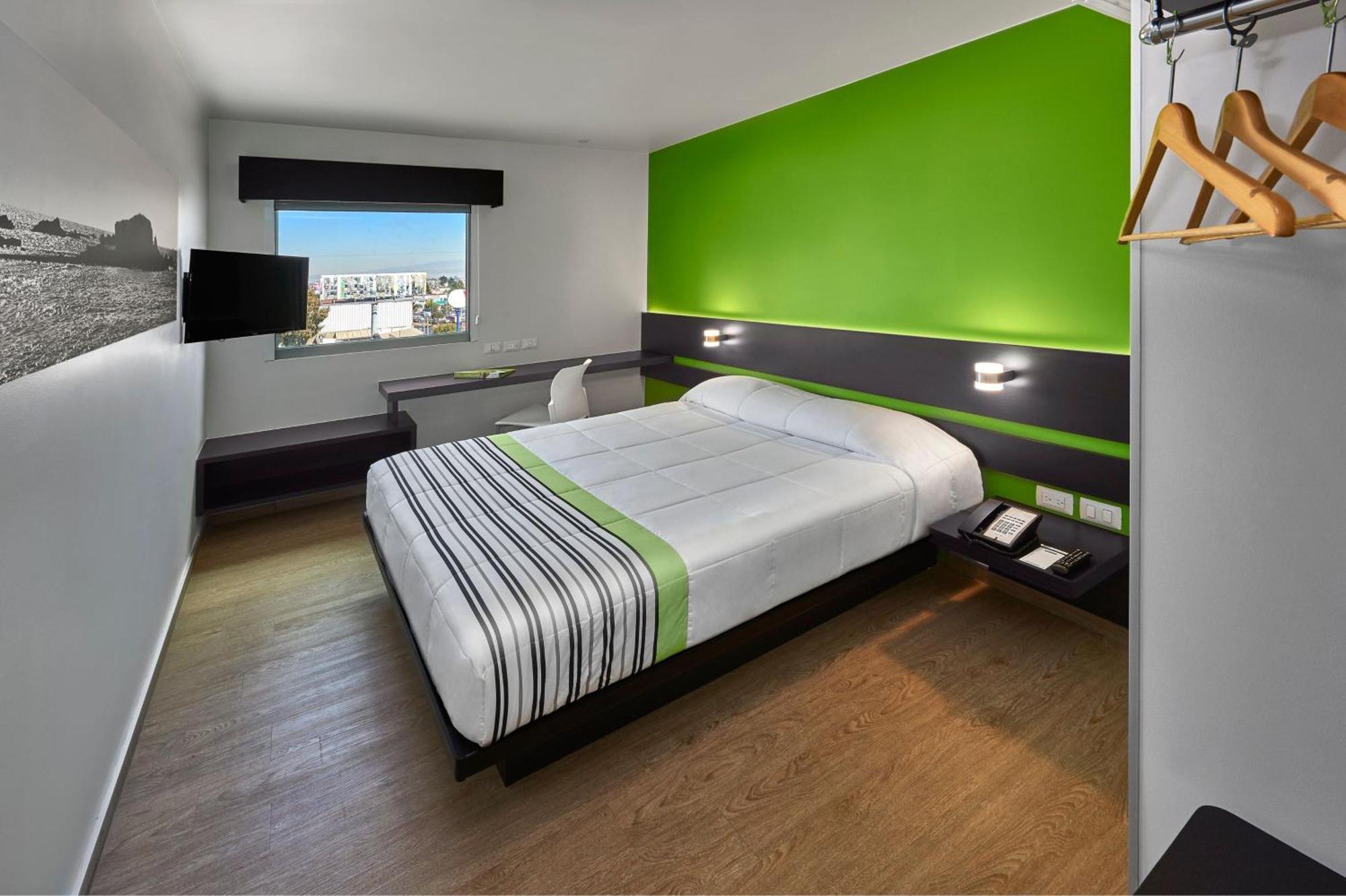 City Express Junior By Marriott Toluca Zona Industrial Exterior foto