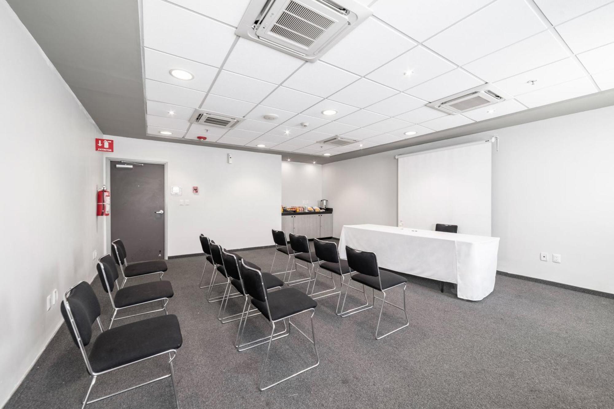 City Express Junior By Marriott Toluca Zona Industrial Exterior foto