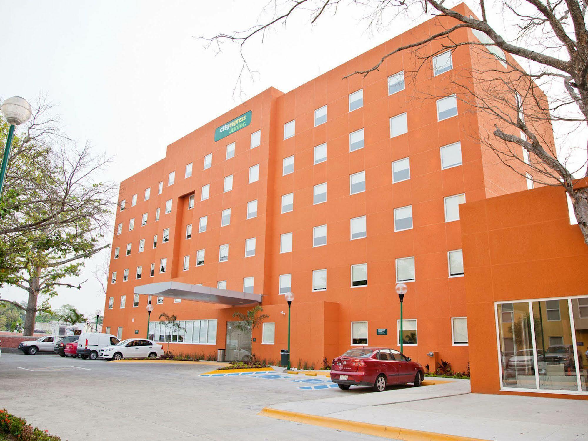 City Express Junior By Marriott Toluca Zona Industrial Exterior foto